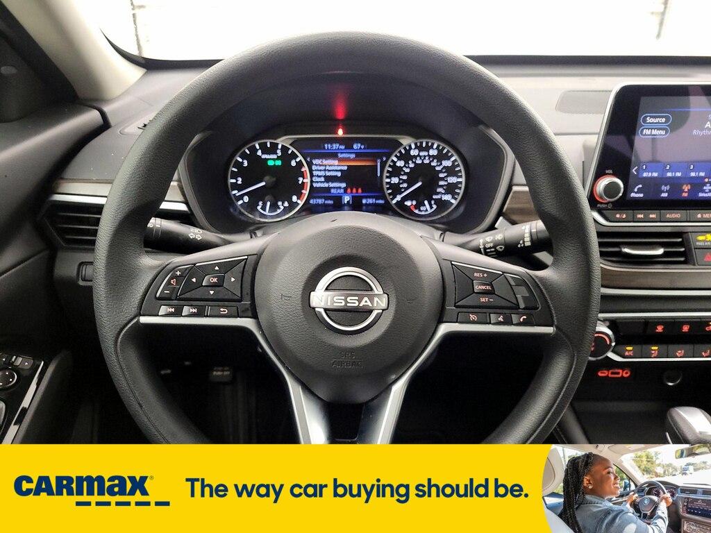 used 2023 Nissan Altima car, priced at $22,998