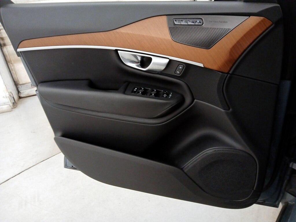used 2023 Volvo XC90 Recharge Plug-In Hybrid car, priced at $46,998