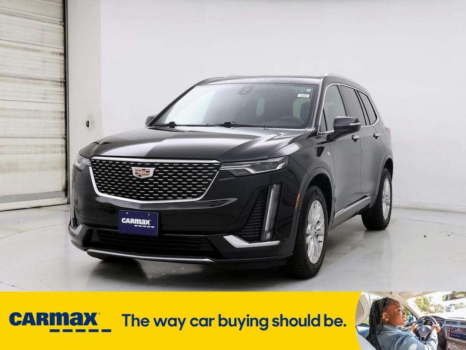 used 2022 Cadillac XT6 car, priced at $33,998