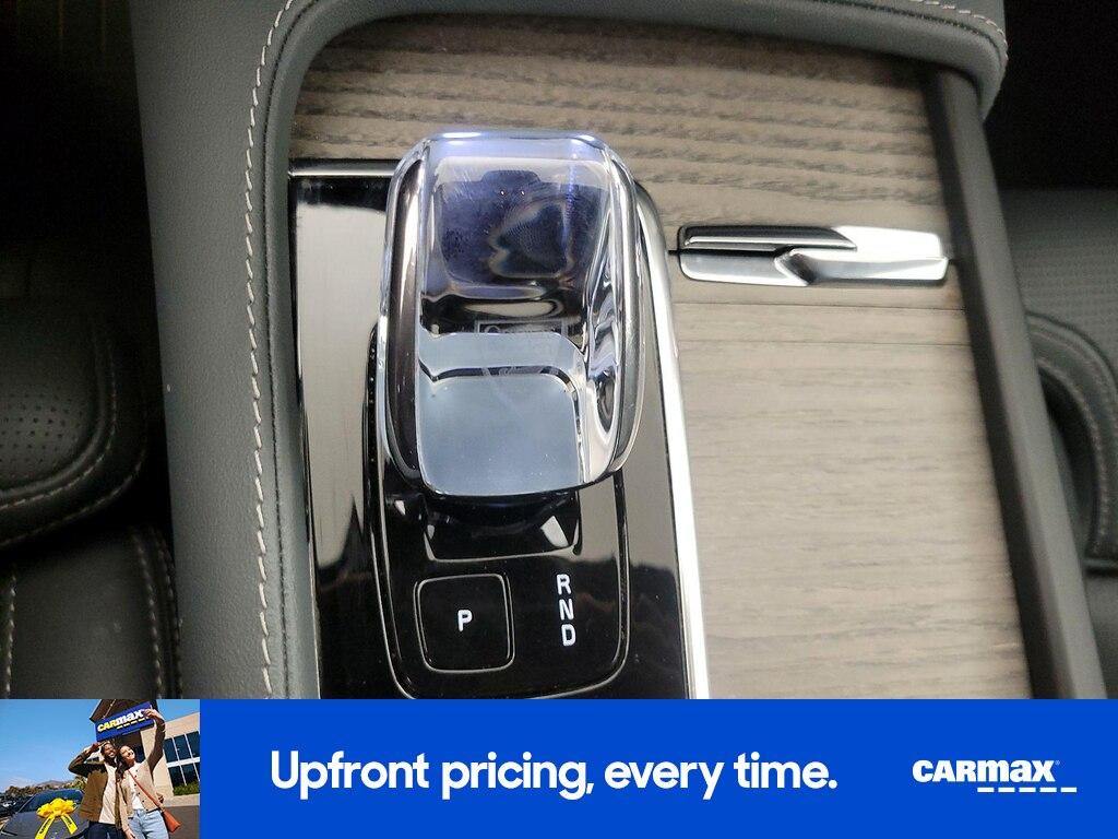 used 2024 Volvo XC90 Recharge Plug-In Hybrid car, priced at $52,998