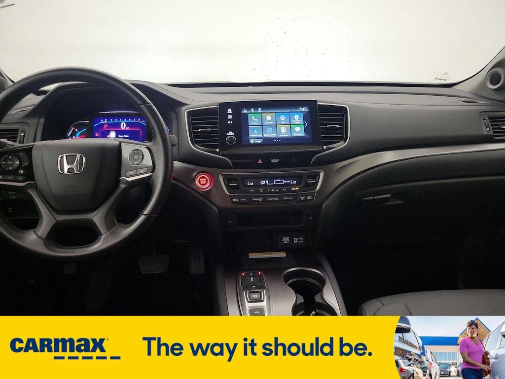 used 2022 Honda Pilot car, priced at $36,998