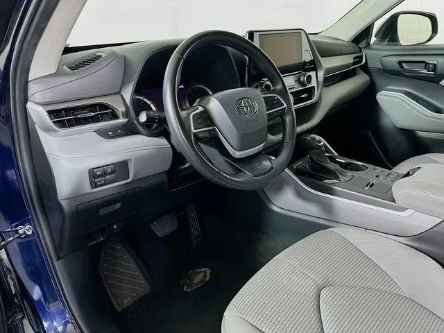 used 2023 Toyota Highlander car, priced at $32,991