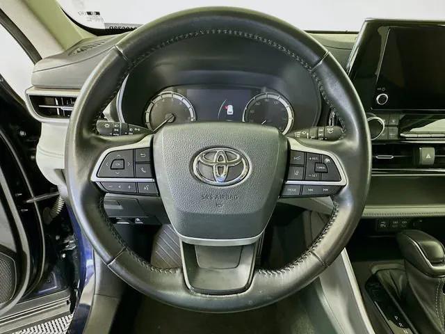 used 2023 Toyota Highlander car, priced at $32,991