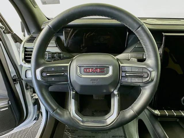 used 2025 GMC Acadia car, priced at $35,318