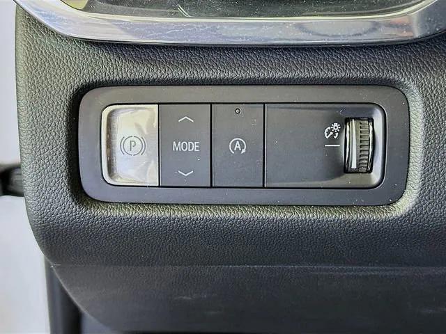 used 2025 GMC Acadia car, priced at $35,318