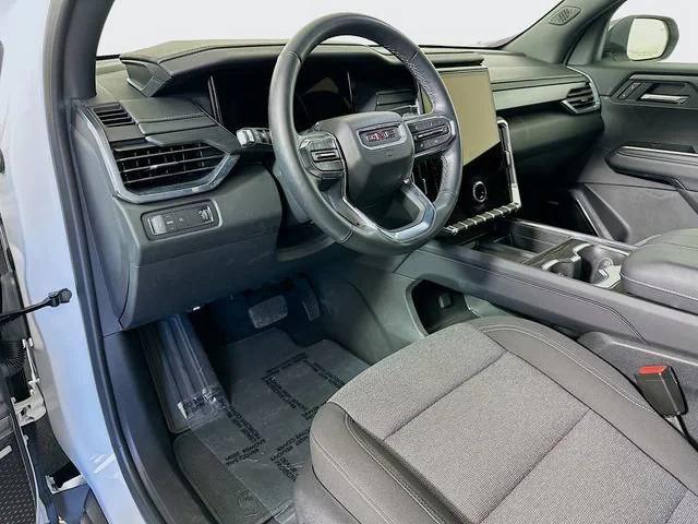 used 2025 GMC Acadia car, priced at $35,318