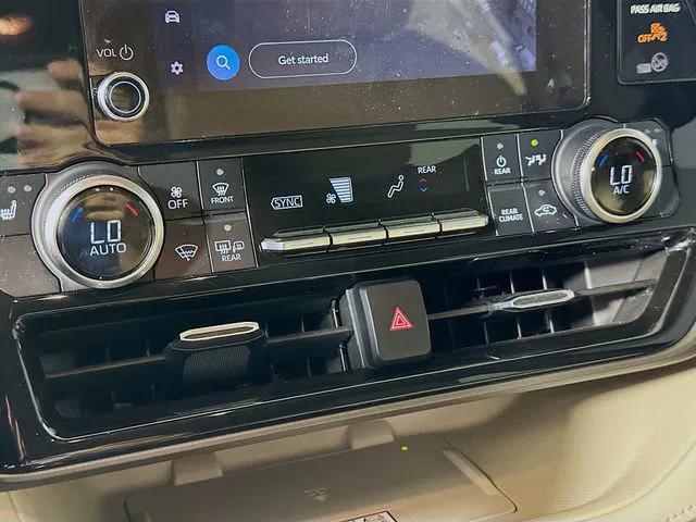 used 2023 Toyota Highlander car, priced at $38,991