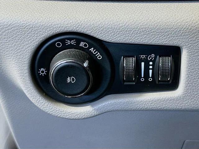 used 2020 Chrysler Pacifica car, priced at $14,999