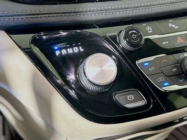 used 2020 Chrysler Pacifica car, priced at $14,999