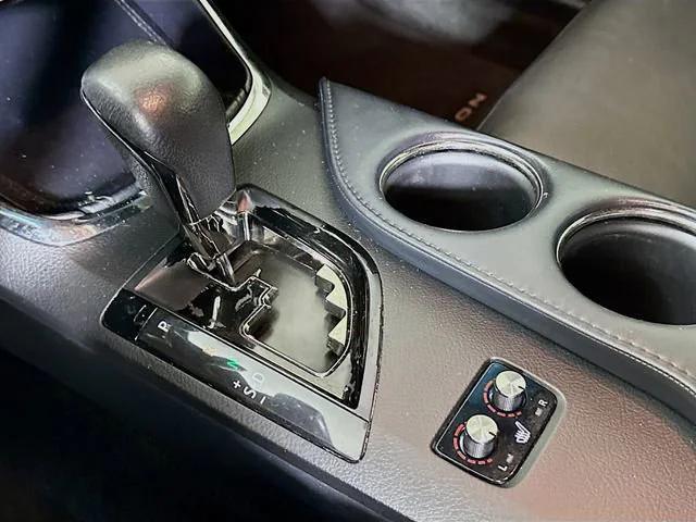 used 2013 Toyota Avalon car, priced at $9,987