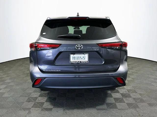 used 2023 Toyota Highlander car, priced at $34,749
