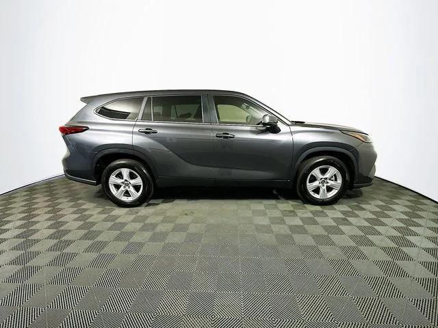 used 2023 Toyota Highlander car, priced at $34,749