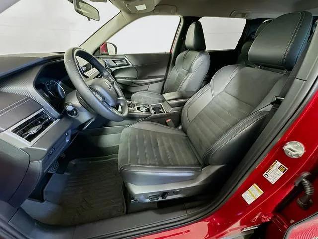 used 2024 Mitsubishi Outlander car, priced at $24,300
