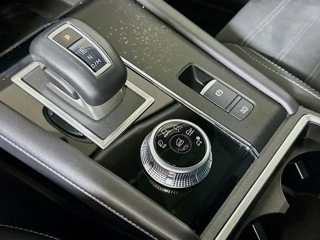 used 2024 Mitsubishi Outlander car, priced at $24,300