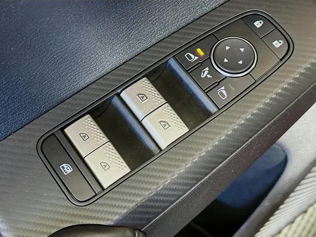 used 2024 Mitsubishi Outlander car, priced at $24,300