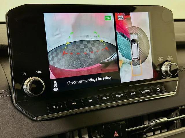 used 2024 Mitsubishi Outlander car, priced at $24,300