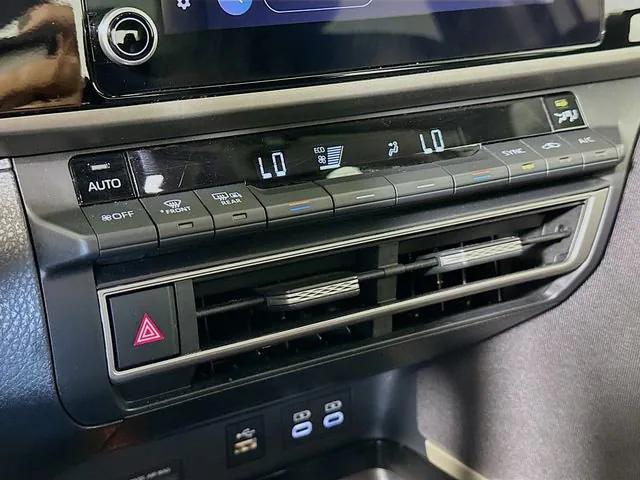 used 2025 Toyota Camry car, priced at $27,424