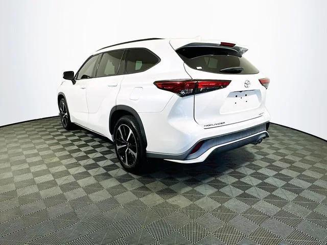 used 2021 Toyota Highlander car, priced at $33,856