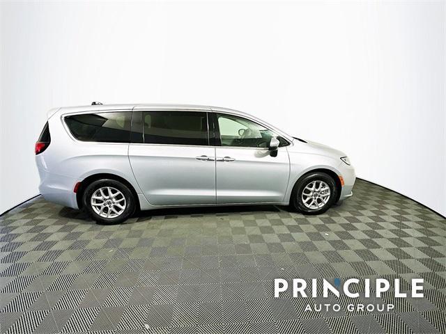 used 2023 Chrysler Pacifica car, priced at $28,999