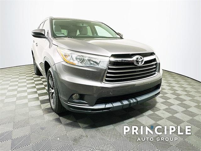 used 2016 Toyota Highlander car, priced at $18,991