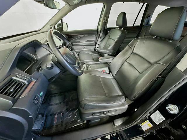 used 2022 Honda Pilot car, priced at $31,991