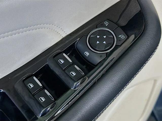 used 2019 Ford Edge car, priced at $15,731