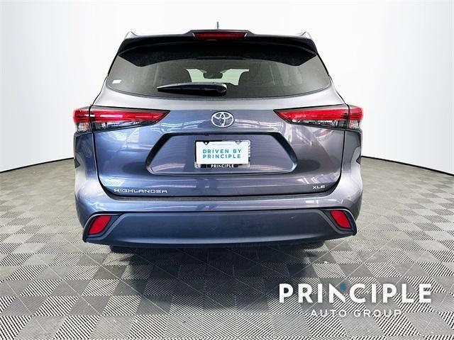 used 2023 Toyota Highlander car, priced at $37,386