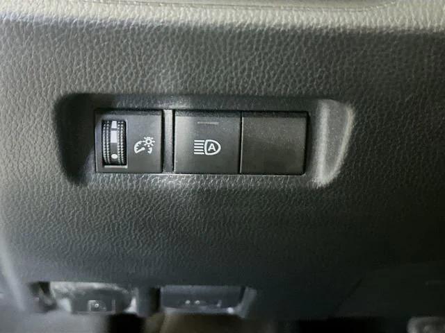 used 2021 Toyota RAV4 car, priced at $23,122