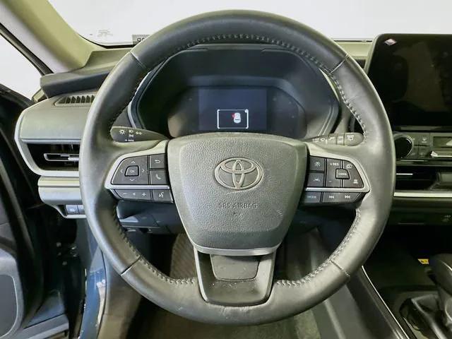 used 2025 Toyota Grand Highlander car, priced at $45,991
