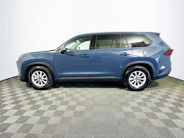 used 2025 Toyota Grand Highlander car, priced at $45,991