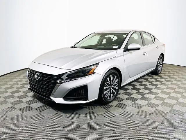 used 2023 Nissan Altima car, priced at $19,228