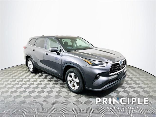 used 2023 Toyota Highlander Hybrid car, priced at $35,791