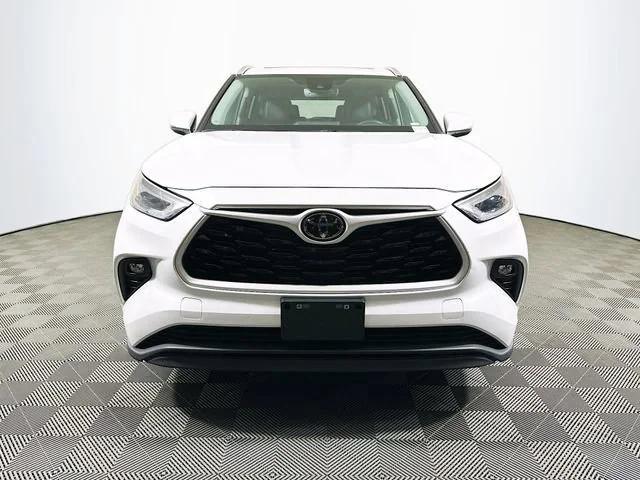 used 2023 Toyota Highlander car, priced at $37,958