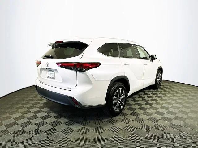 used 2023 Toyota Highlander car, priced at $37,958