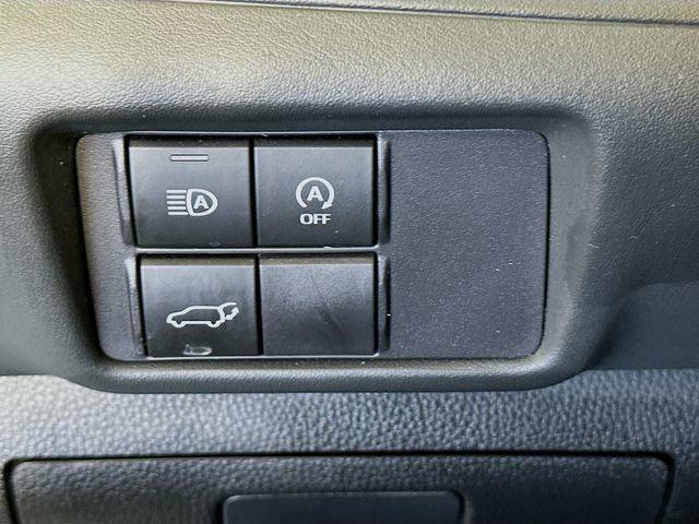 used 2023 Toyota Highlander car, priced at $37,991