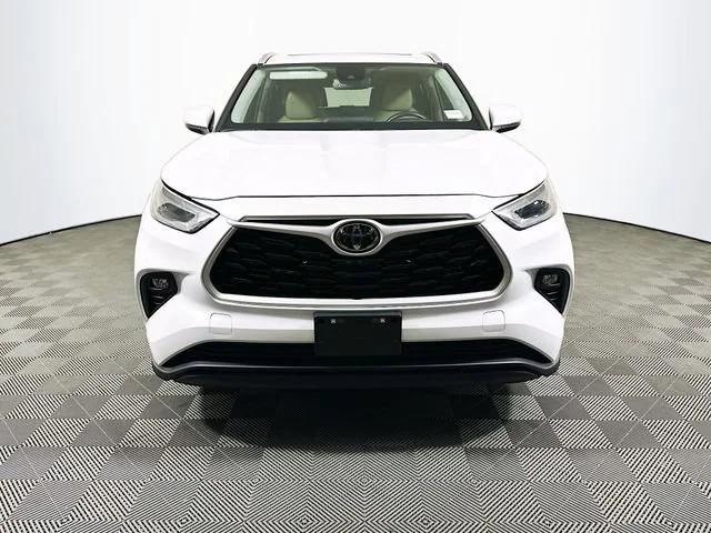 used 2023 Toyota Highlander car, priced at $35,346