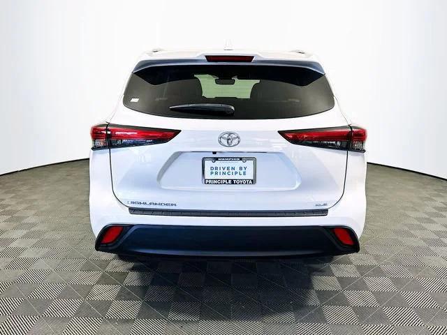 used 2023 Toyota Highlander car, priced at $35,346