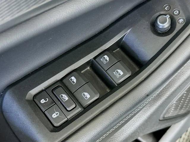used 2023 Jeep Grand Cherokee L car, priced at $27,399