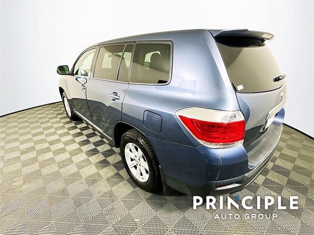 used 2013 Toyota Highlander car, priced at $19,999