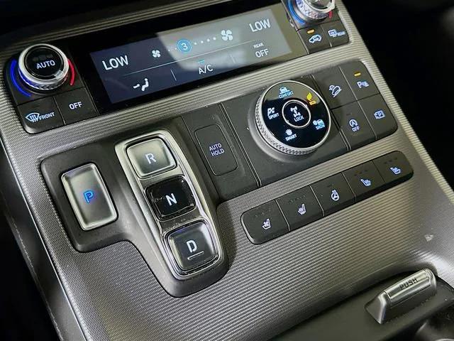 used 2024 Hyundai Palisade car, priced at $41,999