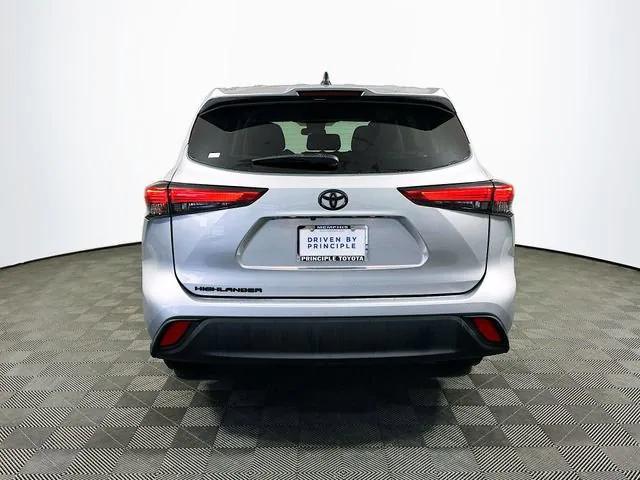 used 2023 Toyota Highlander car, priced at $32,562