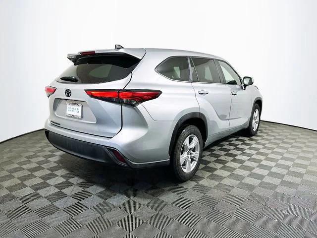 used 2023 Toyota Highlander car, priced at $33,794