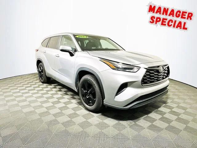 used 2023 Toyota Highlander car, priced at $32,562