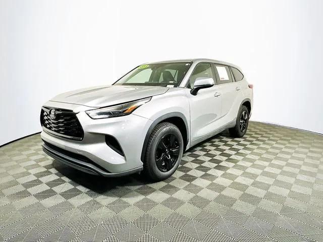 used 2023 Toyota Highlander car, priced at $32,562