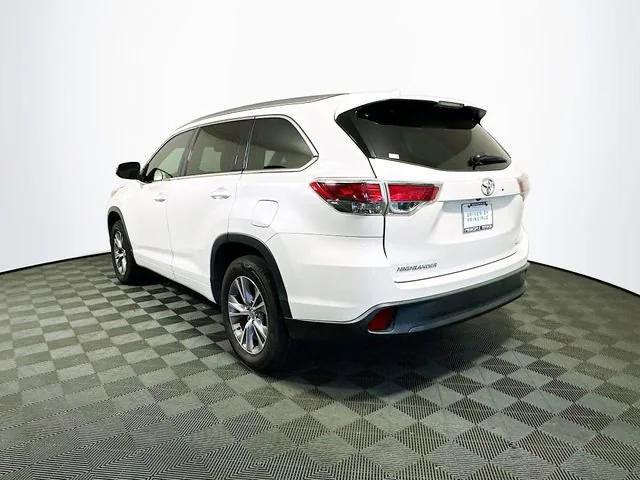 used 2015 Toyota Highlander car, priced at $19,991