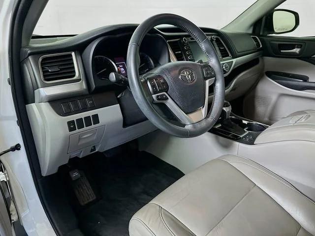 used 2015 Toyota Highlander car, priced at $19,991