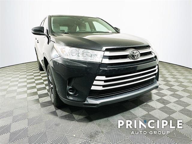 used 2018 Toyota Highlander car, priced at $13,991