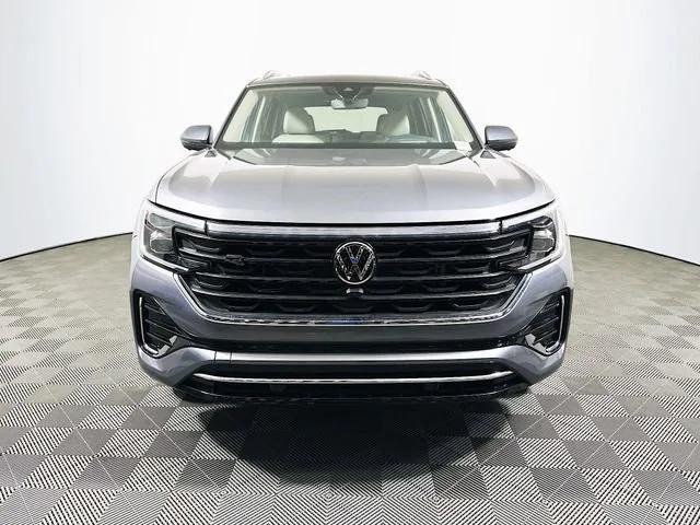 used 2024 Volkswagen Atlas car, priced at $45,958