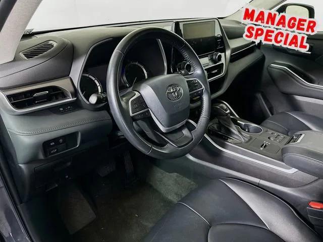 used 2023 Toyota Highlander car, priced at $36,987