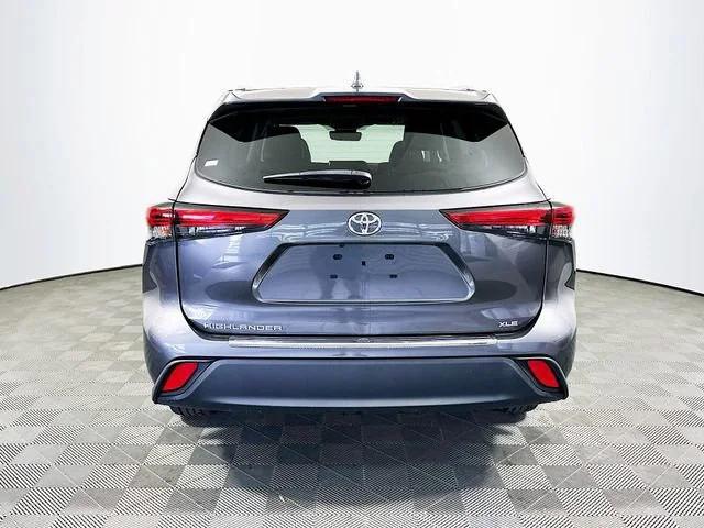 used 2023 Toyota Highlander car, priced at $38,498